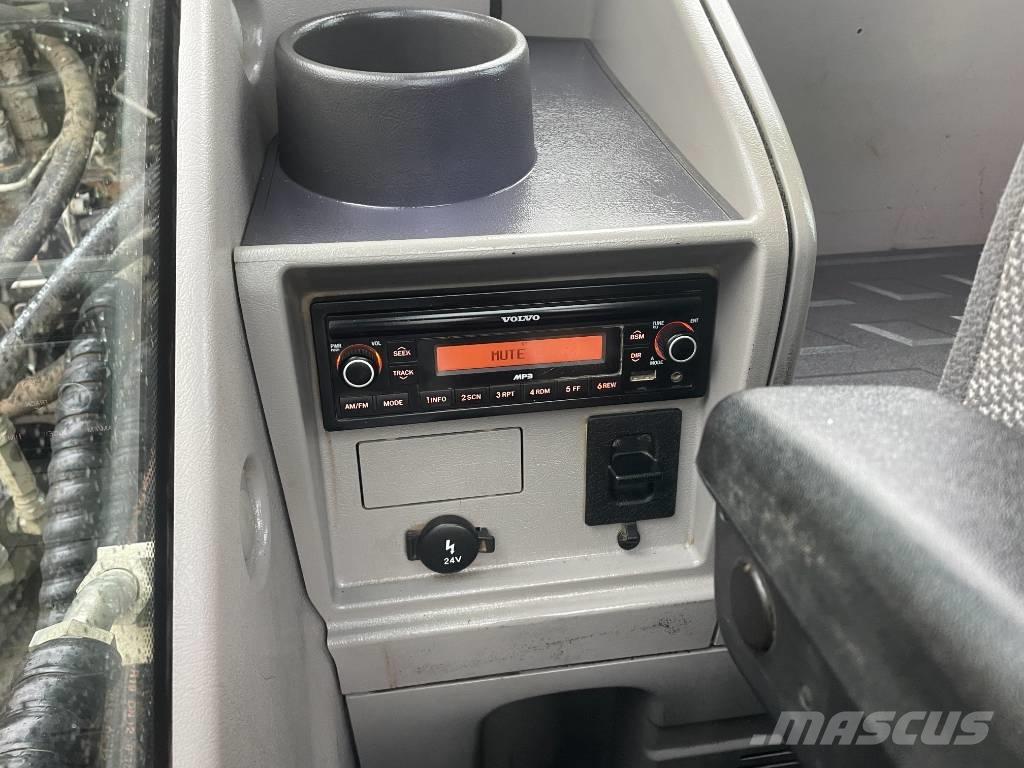 Volvo EC 140 EL Pásové rýpadlá