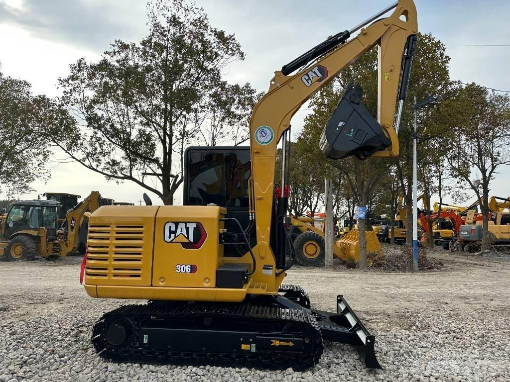 CAT 306E Mini rýpadlá < 7t