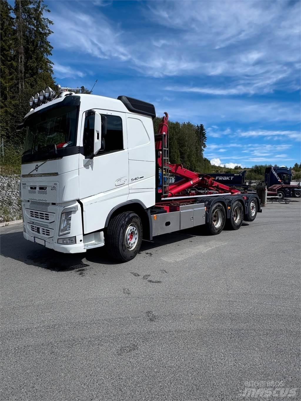 Volvo FH 540 8X4 Hákový nosič kontajnerov
