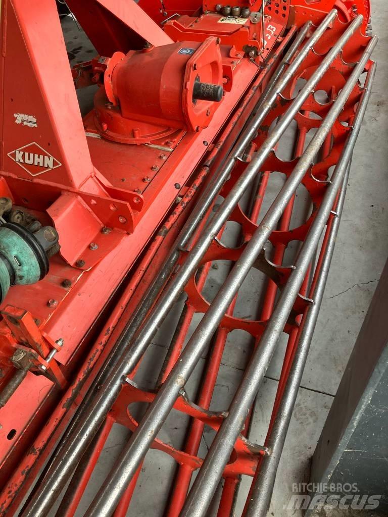 Kuhn HRB 303 Rotačné brány a pôdne frézy
