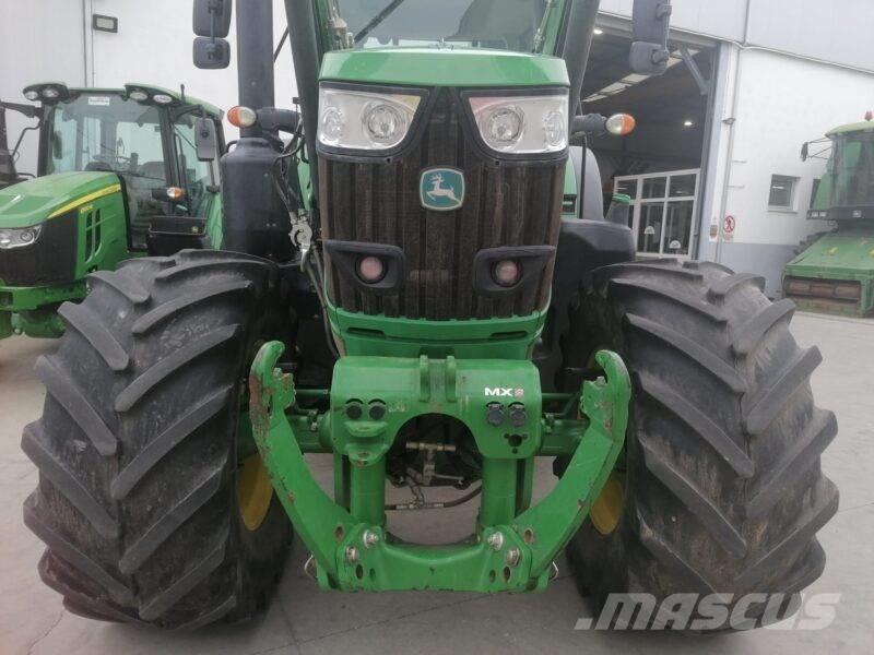 John Deere 6195 M Traktory