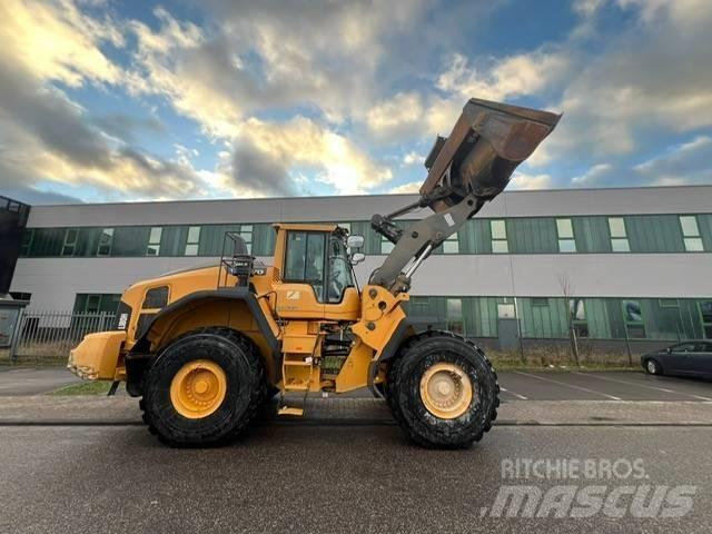 Volvo 180 H Kolesové nakladače