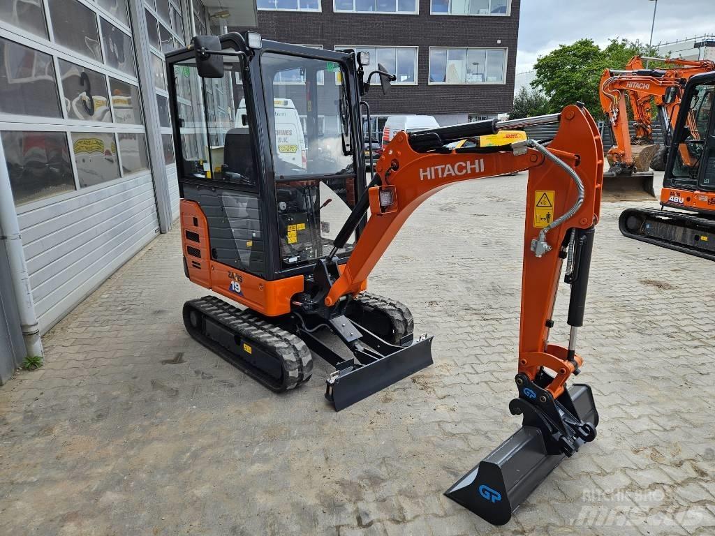 Hitachi ZX19-6 Mini rýpadlá < 7t