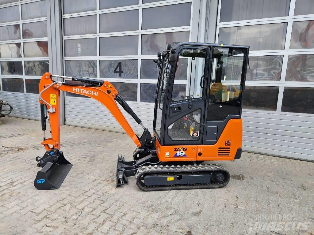 Hitachi ZX19-6 Mini rýpadlá < 7t