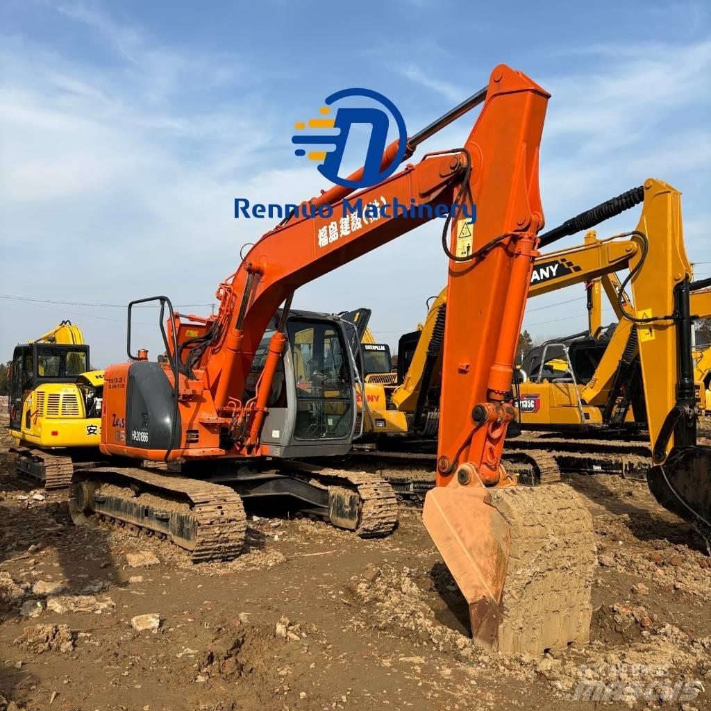 Hitachi ZX 135 US Pásové rýpadlá