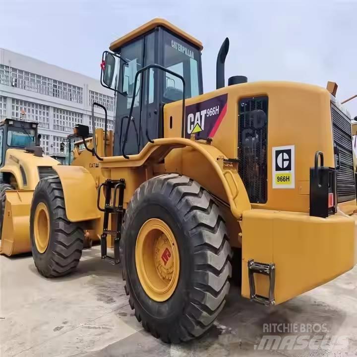 CAT 966H Kolesové nakladače