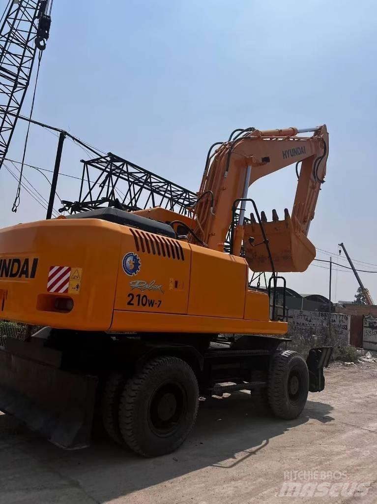 Hyundai 210w-9 Kolesové rýpadlá