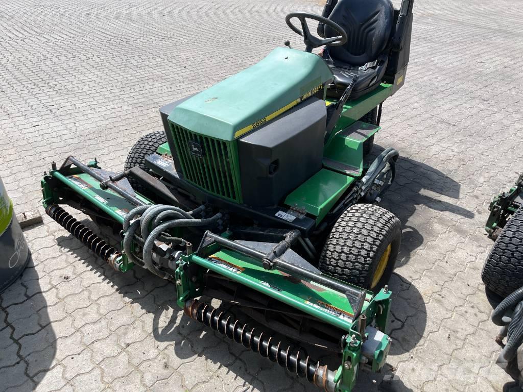 John Deere 2653 Samochodné kosačky