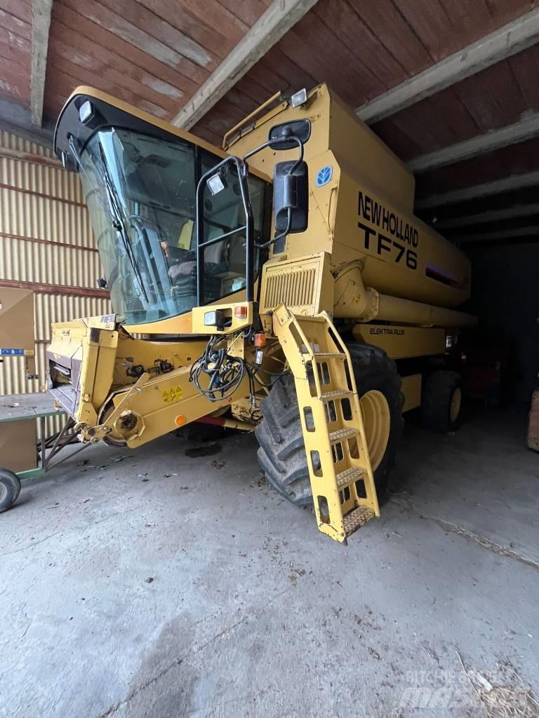 New Holland TF 76 Kombinované zberacie stroje