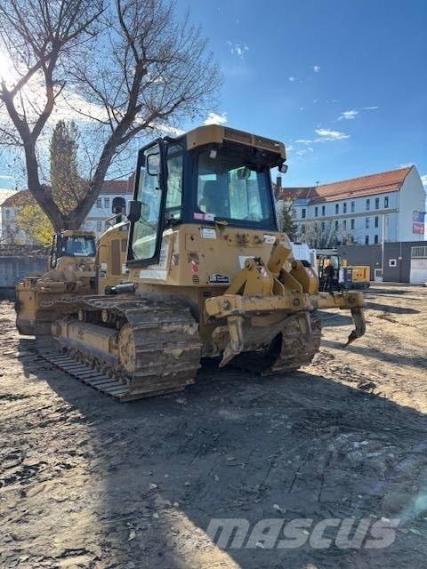 CAT D 6 K 2 LGP Pásové dozéry
