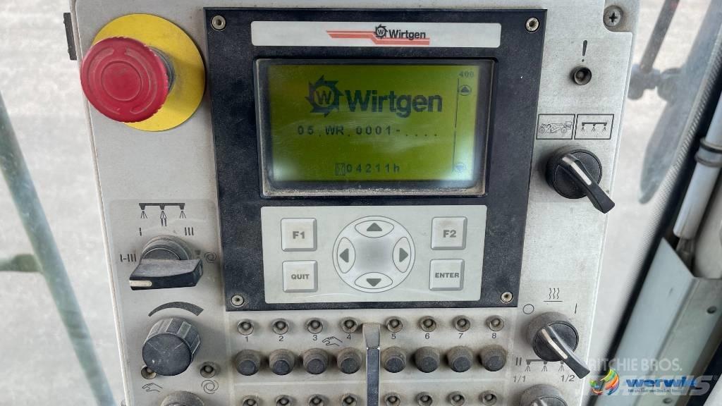 Wirtgen WR2400 Recyklovače asfaltu