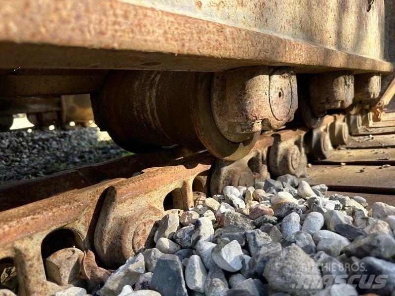 CAT 325 L Pásové rýpadlá