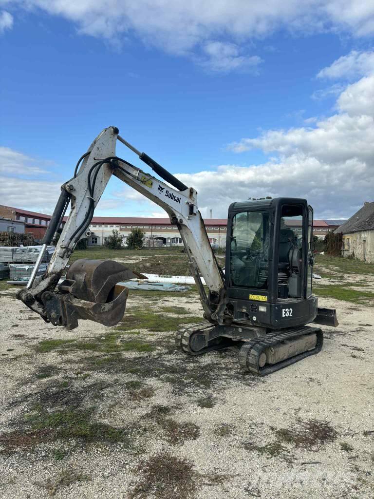 Bobcat E 32 Mini rýpadlá < 7t