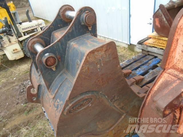 Komatsu PC 200 LC-8 Pásové rýpadlá