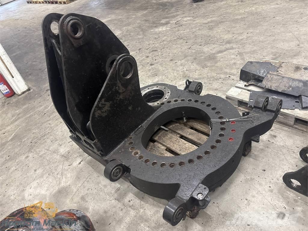 Komatsu 270H Žatevné žeriavy