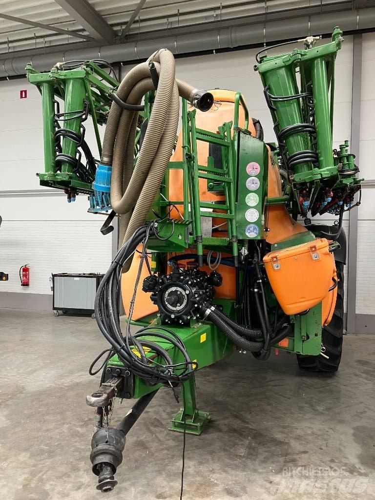 Amazone UX 5200 Ťahané postrekovače