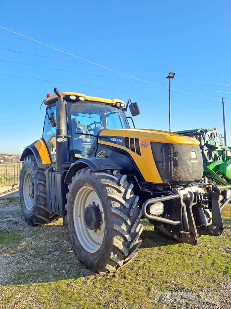 JCB Fastrac 8250 Traktory