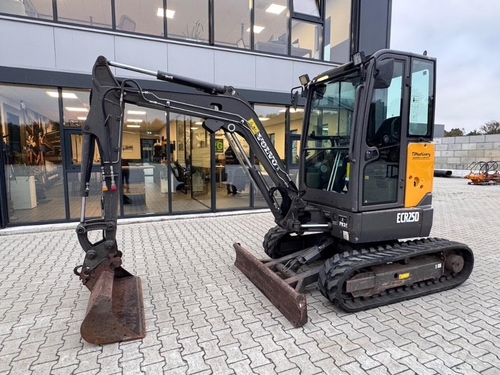 Volvo ECR 25 D Mini rýpadlá < 7t