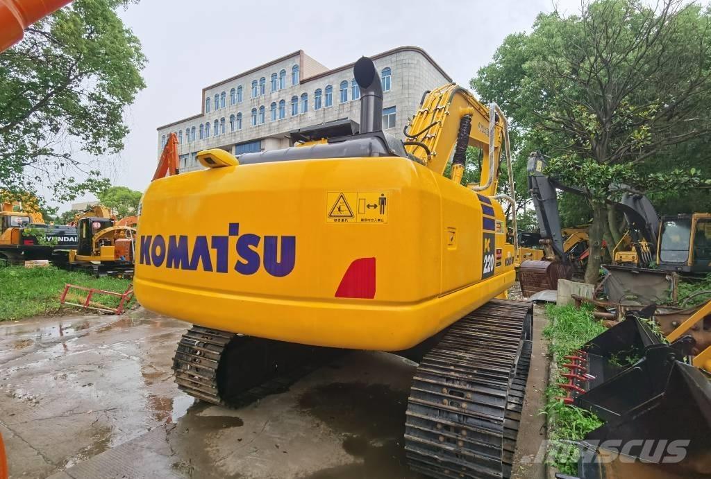 Komatsu PC 220-7 Pásové rýpadlá