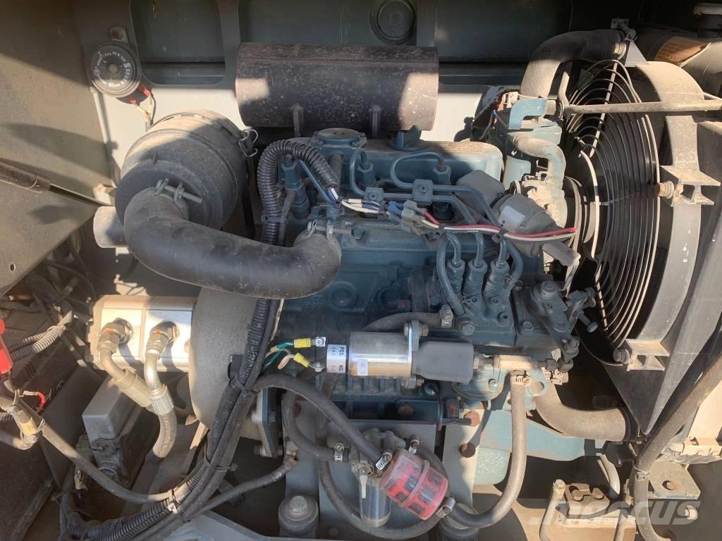 SkyJack SJ 6832 RT Nožnicové zdvíhacie plošiny