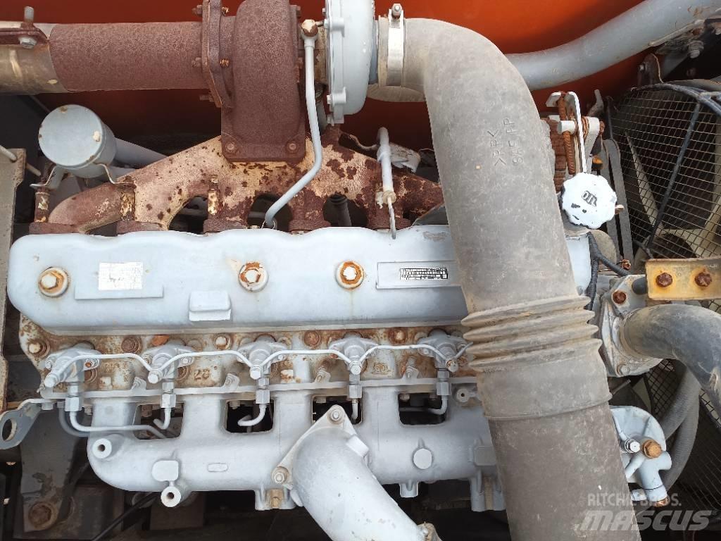 Hitachi ZX 200 Pásové rýpadlá