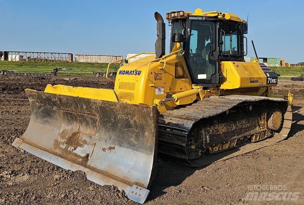 Komatsu D 71 PXI-24 Pásové dozéry
