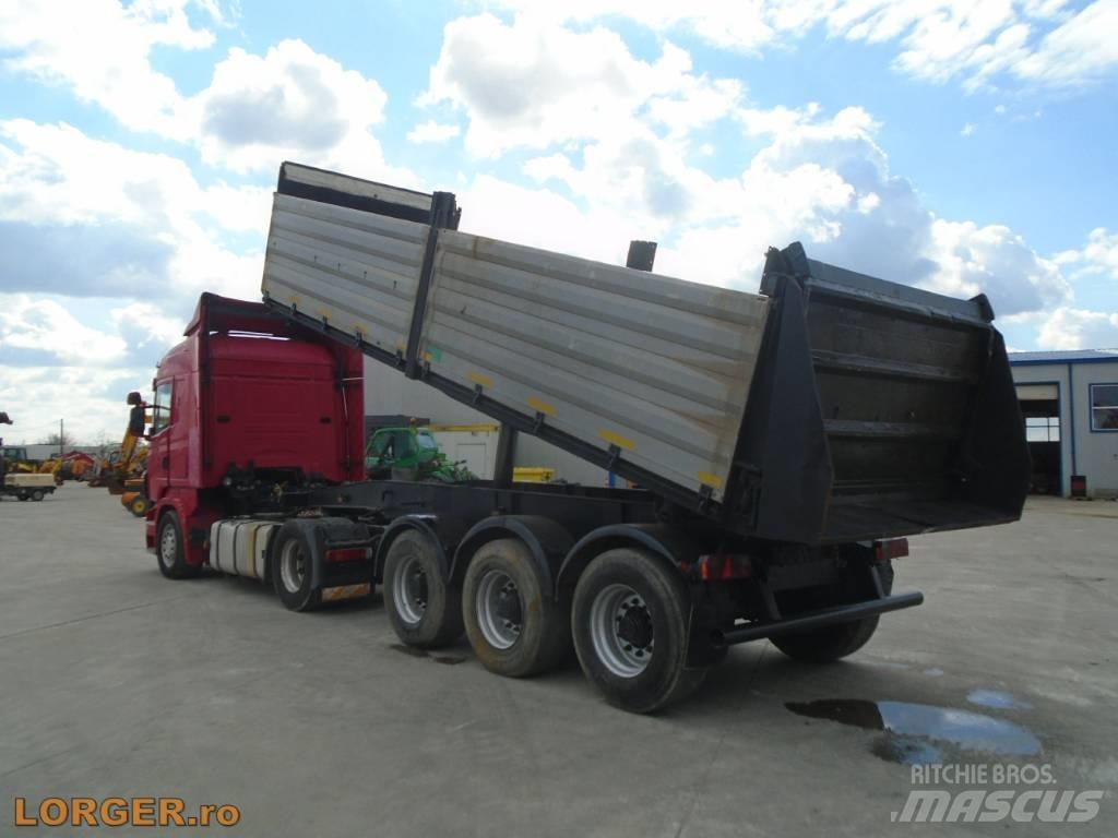  Schwarzmuller R420 Skriňové prívesy