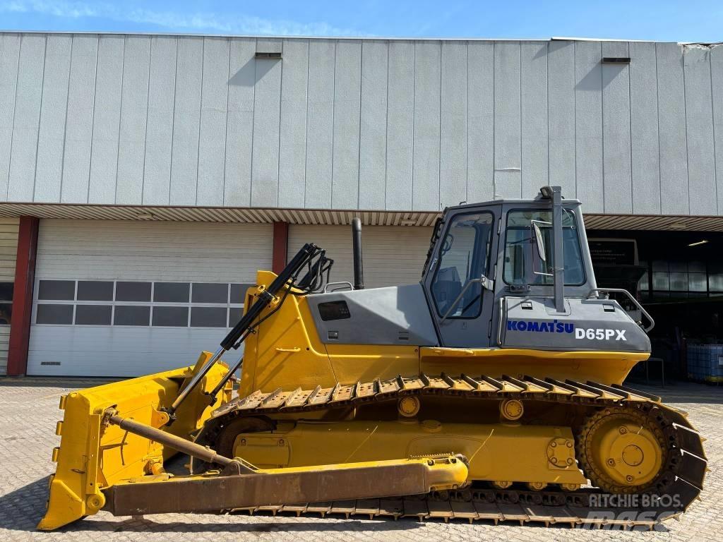 Komatsu D 65 PX-12 Pásové dozéry