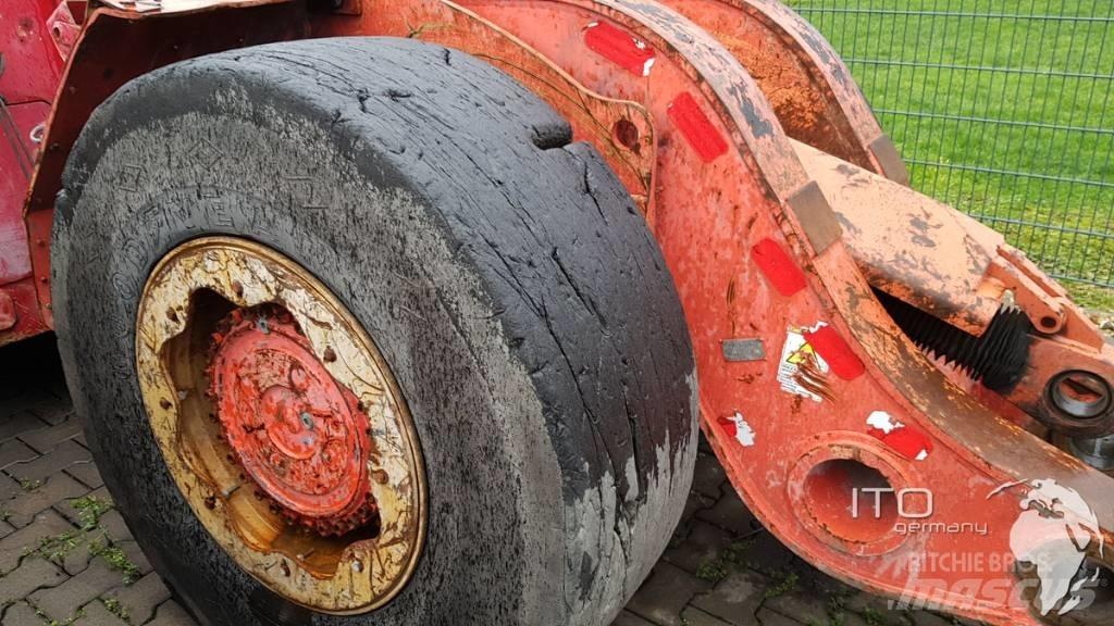 Sandvik LH 208 L Podzemné nakladače
