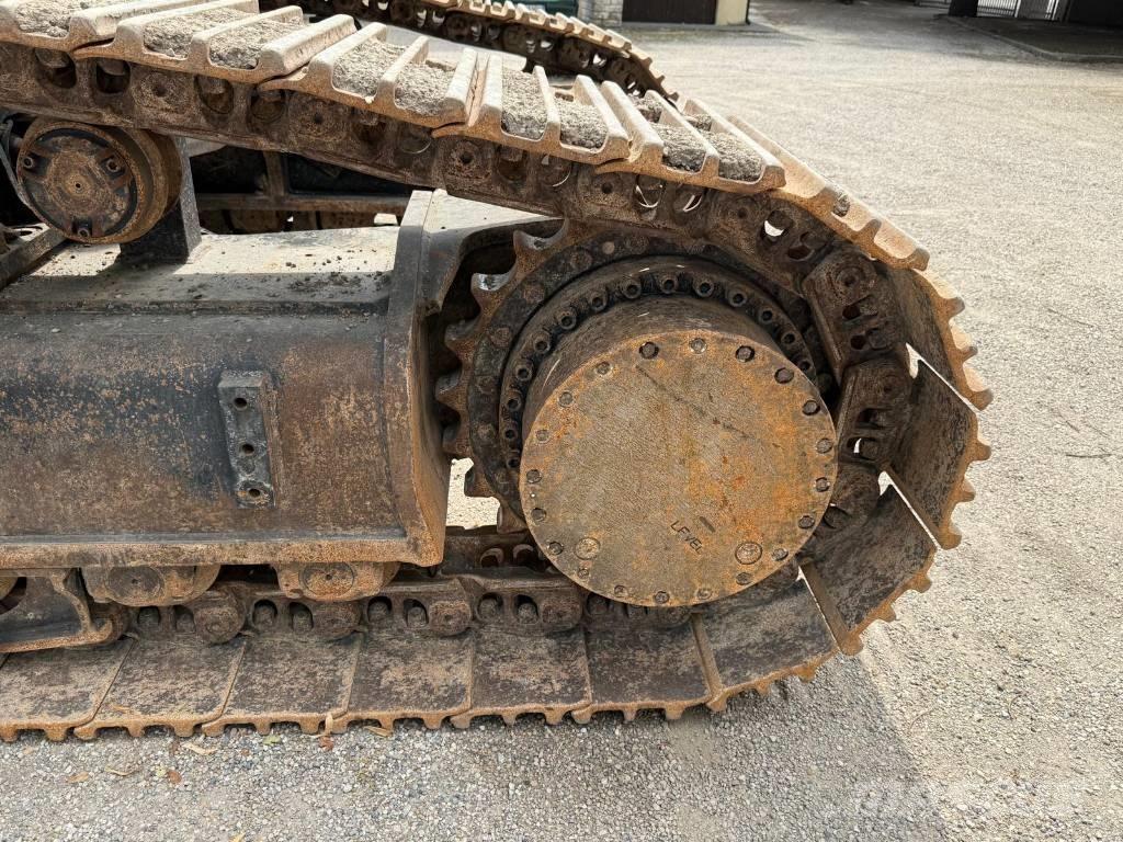 CAT 352 F Pásové rýpadlá