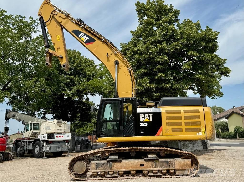 CAT 352 F Pásové rýpadlá