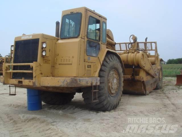 CAT 637E Skrejpre
