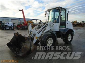 Liebherr L 506 Kolesové nakladače