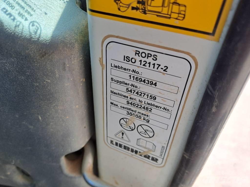 Liebherr R922LC Pásové rýpadlá