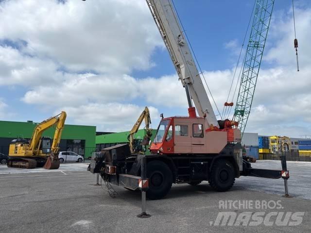 Tadano TR 300 EX Žeriavy pre ťažký terén