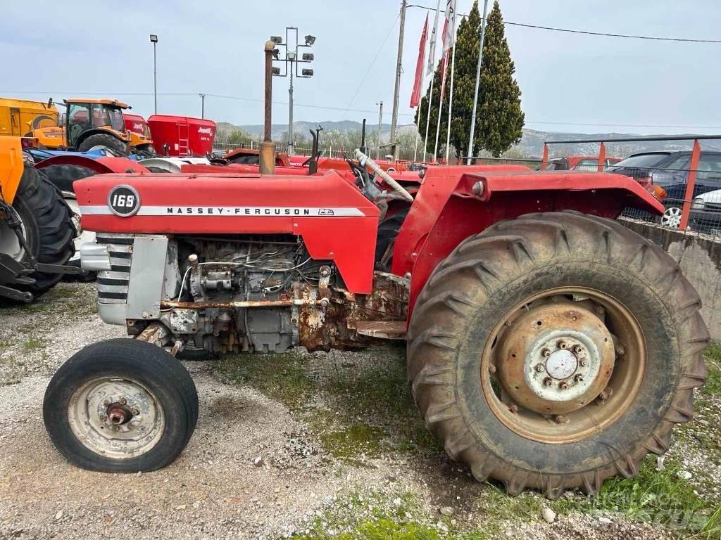 Massey Ferguson 165 Traktory