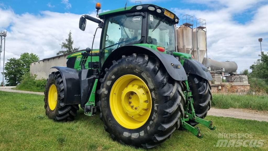 John Deere 6190 R Traktory