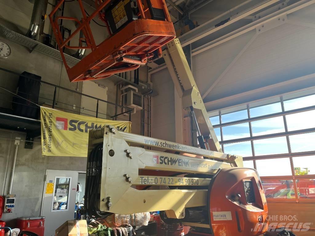 JLG 450 AJ II Kĺbové plošiny