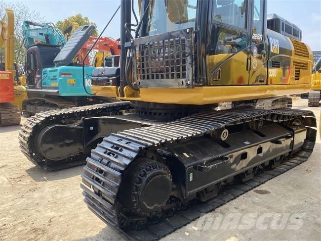 CAT 330 D2L Pásové rýpadlá