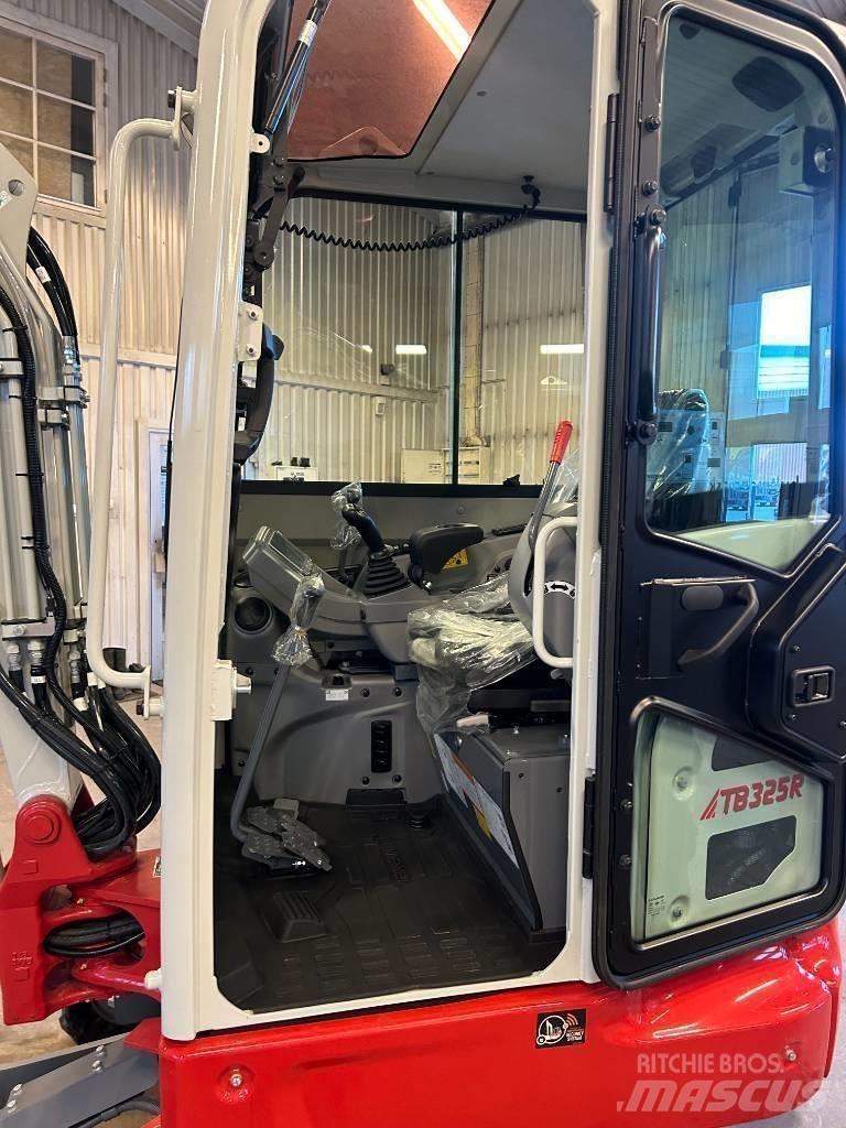 Takeuchi TB325 Mini rýpadlá < 7t