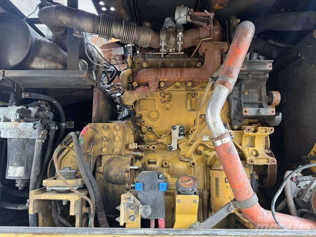 CAT M316 F Špeciálne bagre