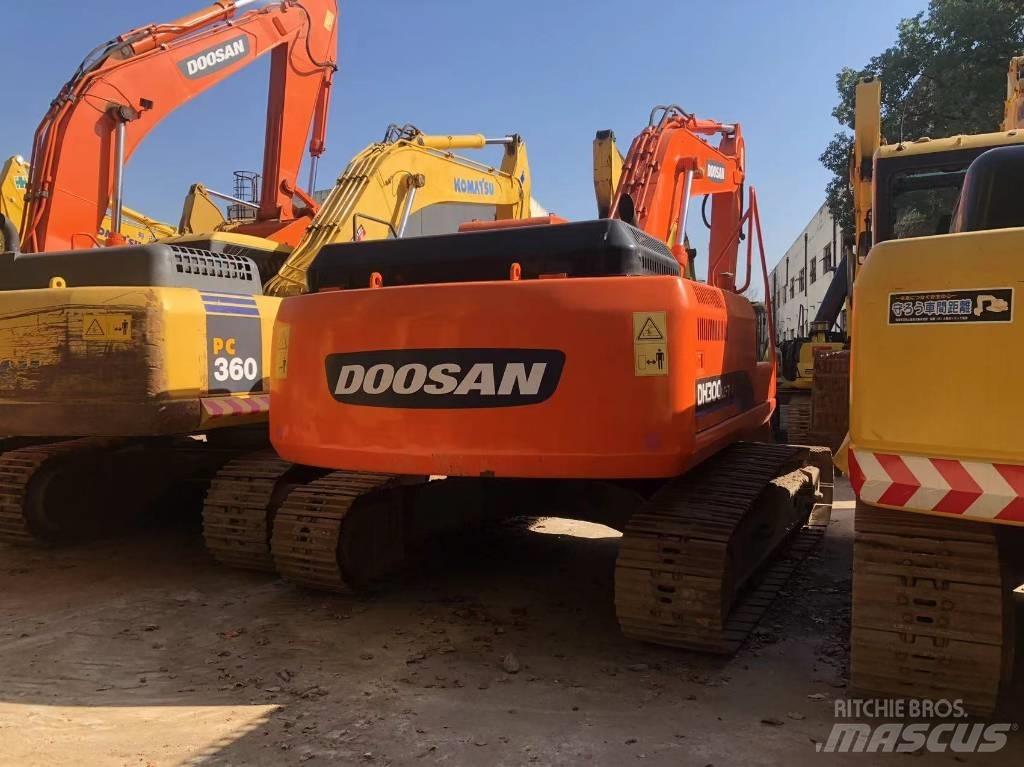 Doosan 225 LC Pásové rýpadlá