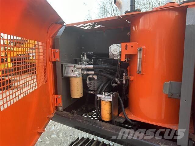 Hitachi ZX120 Pásové rýpadlá
