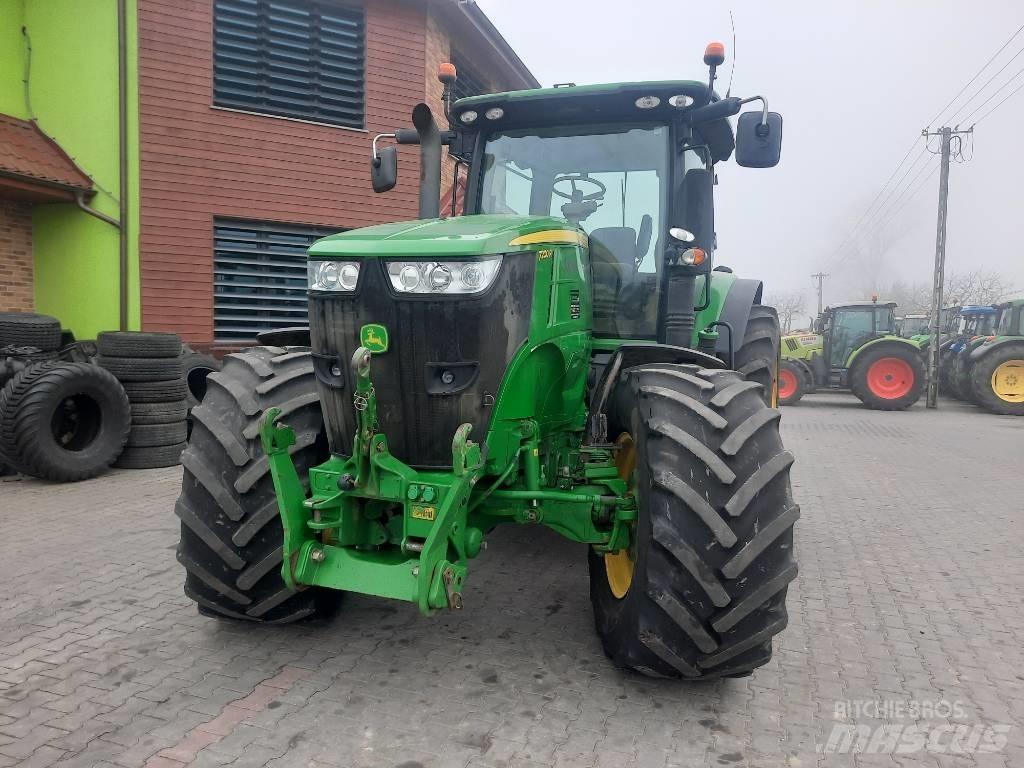 John Deere 7200 R Traktory