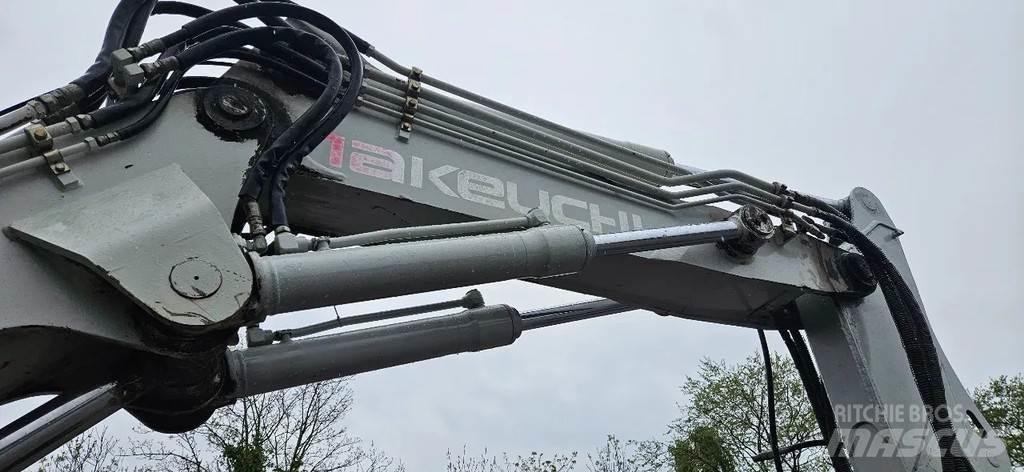 Takeuchi TB 175W Midi rýpadlá 7 t - 12 t