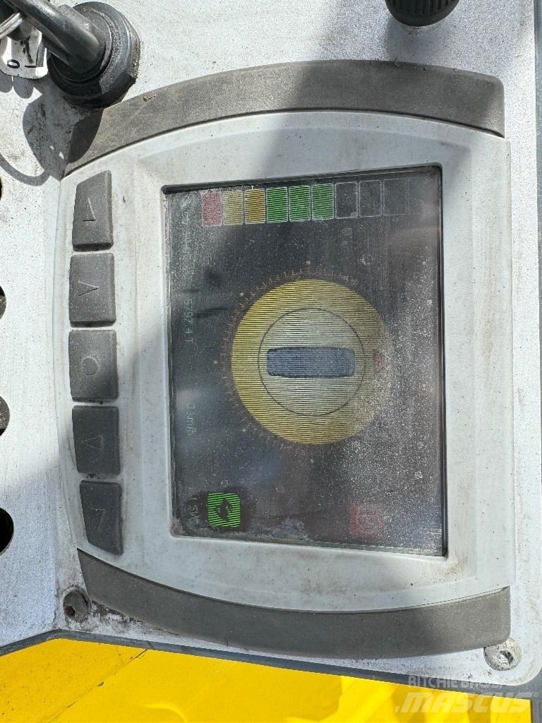 Combilift CBE3000 4 cestné vysokozdvižné vozíky