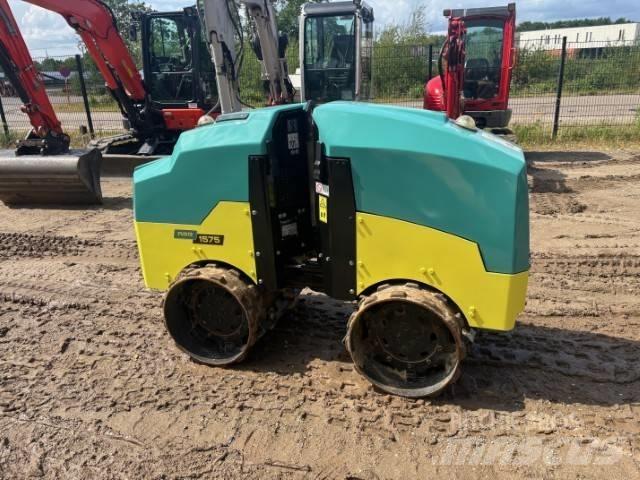 Ammann AR 1575 Tandemové valce