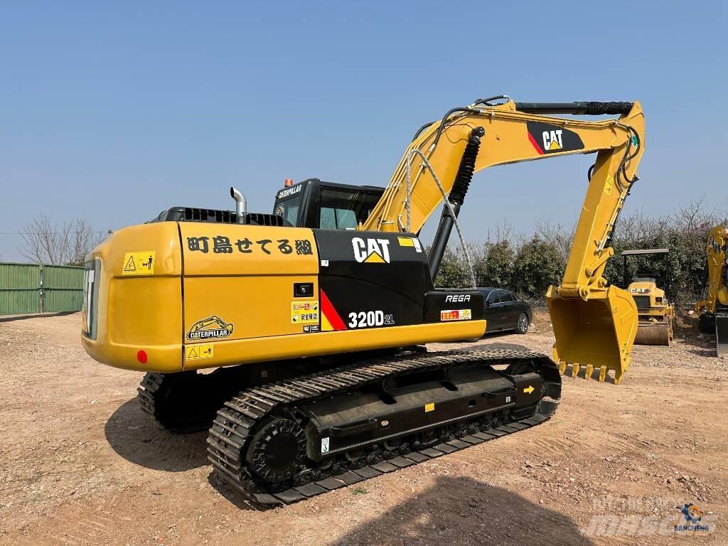 CAT 320D2L Pásové rýpadlá