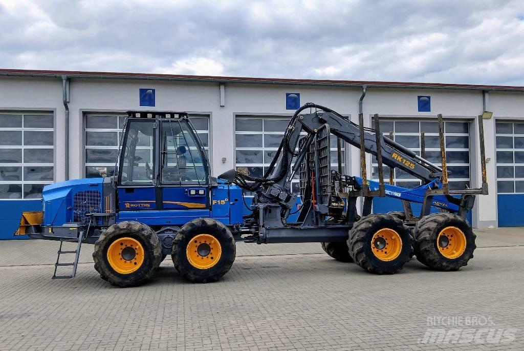 Rottne F15D Lesné traktory