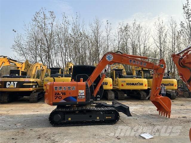 Hitachi ZX70 Pásové rýpadlá